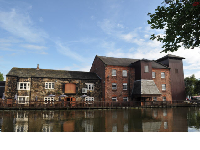 Former Canal Warehouse (late c19)